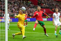 Łukasz Skorupski  Cristiano Ronaldo