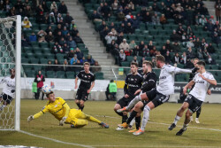 PKO EKSTRAKLASA  19. KOLEJKA  LEGIA WARSZAWA - CRACOVIA  WARSAW KAROL NIEMCZYCKI  PAWEL JAROSZYNSKI  TOMAS PEKHART  GOL  BARTOSZ SLISZ