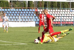 Zabki. Turniej o Puchar Syrenki U-17 Polska - Lotwa Emils Birka  Adrian Benedyczak  Michal Skoras  Rudolfs Solocha