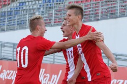 Zabki. Turniej o Puchar Syrenki U-17 Polska - Lotwa Lukasz Norkowski  Michal Skoras  Adrian Benedyczak