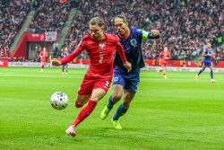 Matty Cash Virgil van Dijk