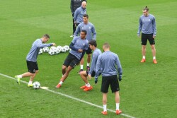 TRENING PIŁKARZY REAL MADRYT REAL MADRID TREINING MATEO KOVACIC  RAPHAEL VARANE  CRISTIANO RONALDO  DAVID BETTONI  GARETH BALE