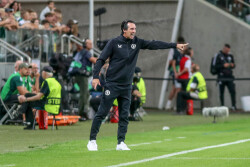 MECZ 1. KOLEJKA GRUPA E LIGA KONFERENCJI EUROPY SEZON 2023/24 --- UEFA EUROPA CONFERENCE LEAGUE GROUP E MATCH IN WARSAW: LEGIA WARSZAWA - ASTON VILLA FC UNAI EMERY