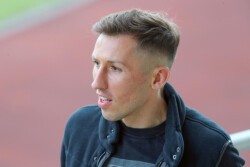 II LIGA PILKI NOZNEJ ZNICZ PRUSZKOW - BYTOVIA BYTOW RADOSLAW MAJEWSKI
