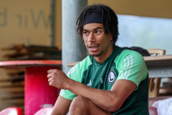 Pierwszy trening Legii w Austrii Maxi Oyedele
