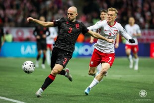 Mario Mitaj  Karol Świderski