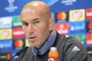 KONFERNCJA PRASOWA REAL MADRYT REAL MADRID PRESS CONFERENCE ZINEDINE ZIDANE