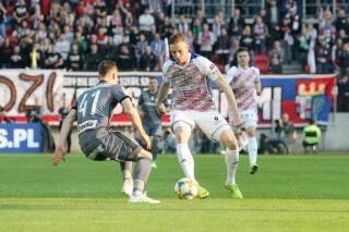 Szymon Żurkowski blisko rozstania ze Spezią. Powrót do Ekstraklasy coraz bliżej