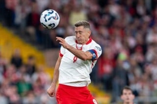 Al-Ittihad powalczy o Lewandowskiego? Nowy kierunek dla kapitana reprezentacji