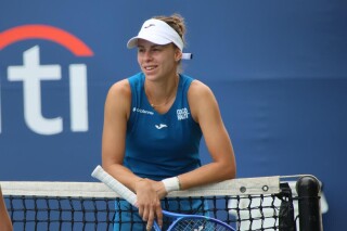 Magda Linette melduje się w półfinale WTA Den Bosch po pewnym zwycięstwie