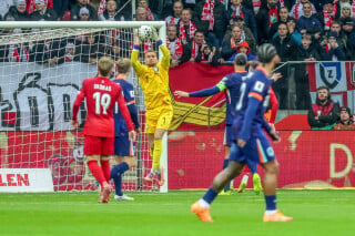 Bart Verbruggen rozchwytywany! Bramkarz Brighton bliski hitowego transferu