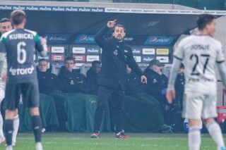 Tomasz Kaczmarek po rozmowach z Rakowem Częstochowa. Klub rozważa kilka opcji