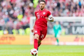 Corentin Tolisso rozmawia z Olympique Lyon o nowym kontrakcie