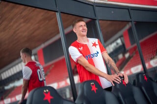 Wiktor Nowak znów błyszczy w barwach Slavii Praga! Kolejna asysta Polaka