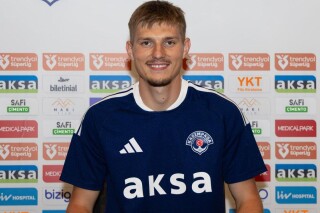 Adrian Benedyczak blisko debiutu w kadrze! Urban szykuje niespodziankę