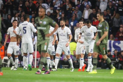 LIGA MISTRZOW REAL MADRYT - LEGIA WARSZAWA CHAMPIONS LEAGUE REAL MADRID - LEGIA WARSAW JAMES RODRIGUEZ  RAPHAEL VARANE  KARIM BENZEMA  GARETH BALE  PEPE