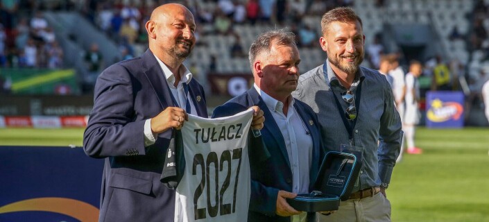 IV KOLEJKA PKO EKSTRAKLASY  PUSZCZA NIEPOLOMICE - LEGIA WARSZAWA JAROSLAW PIEPRZYCA  TOMASZ TULACZ  MAREK BARTOSZEK