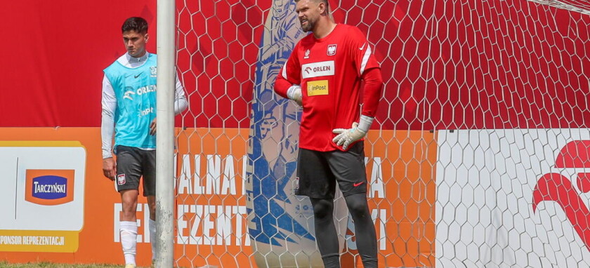 TRENING REPREZENTACJI POLSKI --- POLISH FOOTBALL NATIONAL TEAM TRAINING SESSION IN WARSAW BEN LEDERMAN BARTLOMIEJ DRAGOWSKI