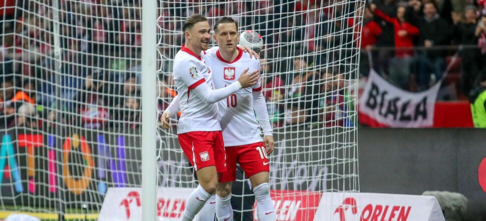 Piotr Zieliński  Matty Cash