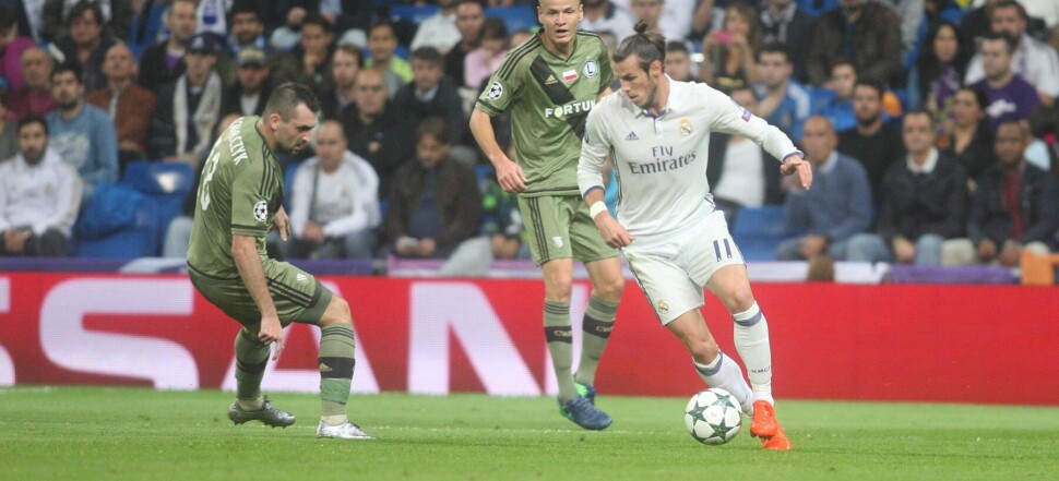 LIGA MISTRZOW REAL MADRYT - LEGIA WARSZAWA CHAMPIONS LEAGUE REAL MADRID - LEGIA WARSAW MICHAL KUCHARCZYK  ADAM HLOUSEK  GARETH BALE