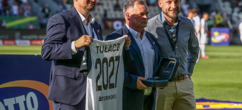 IV KOLEJKA PKO EKSTRAKLASY  PUSZCZA NIEPOLOMICE - LEGIA WARSZAWA JAROSLAW PIEPRZYCA  TOMASZ TULACZ  MAREK BARTOSZEK