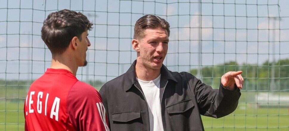 Cezary Miszta Kacper Tobiasz Kapustka, Leszczyński i Żewłakow wrócili do treningów