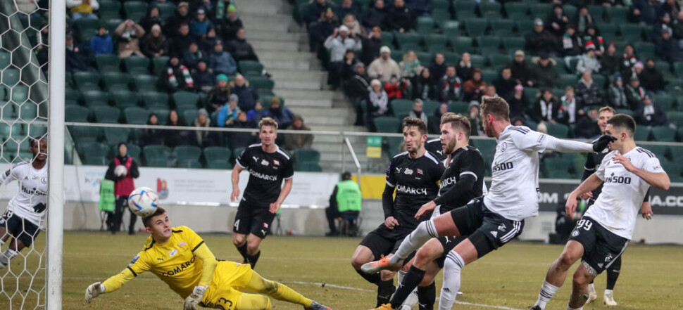 PKO EKSTRAKLASA  19. KOLEJKA  LEGIA WARSZAWA - CRACOVIA  WARSAW KAROL NIEMCZYCKI  PAWEL JAROSZYNSKI  TOMAS PEKHART  GOL  BARTOSZ SLISZ