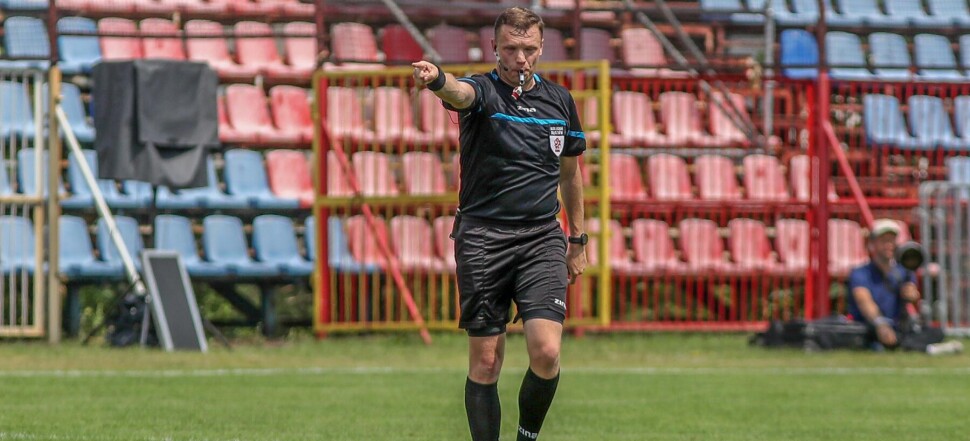 CLJ  CENTRALNA LIGA JUNIOROW  FINAL U-15 LECH POZNAN - GORNIK ZABRZE DAMIAN KRUMPLEWSKI  RZUT KARNY