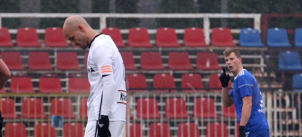 III LIGA PILKI NOZNEJ  GRUPA I LEGIA WARSZAWA - RUCH WYSOKIE MAZOWIECKIE RADOSLAW PRUCHNIK  RZUT KARNY  JAKUB TECLAW