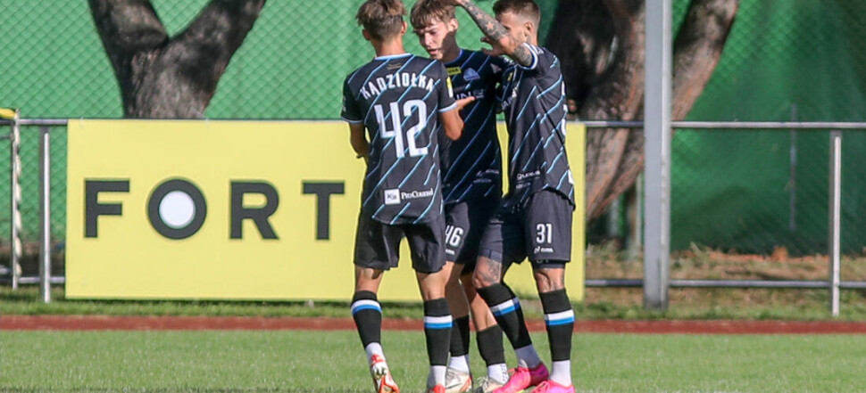 FORTUNA I LIGA  ZNICZ PRUSZKOW - STAL RZESZOW SZYMON KADZIOLKA  SZYMON LYCZKO  RADOSC  SEBASTIAN THILL