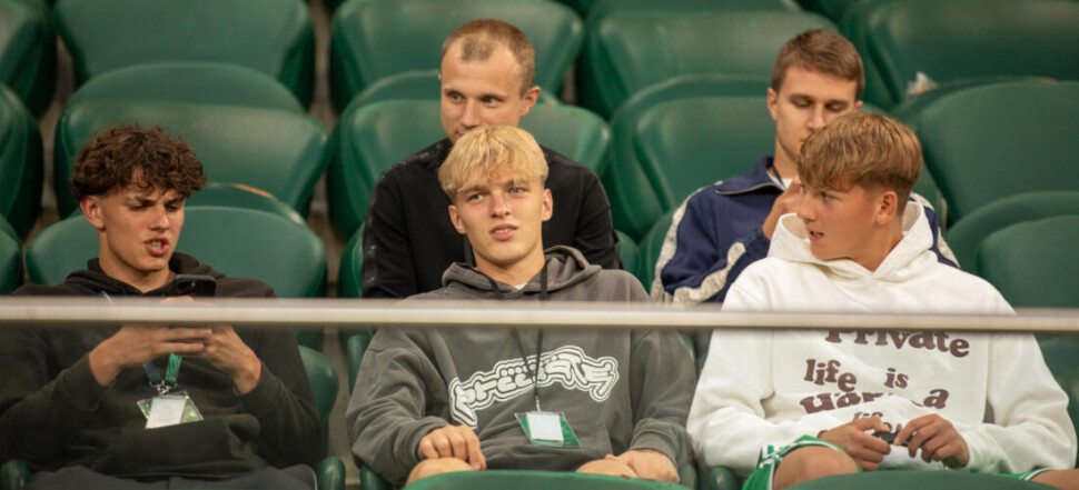 Legia - Caernarfon Jakub Żewłakow Wojciech Urbański Jan Leszczyński