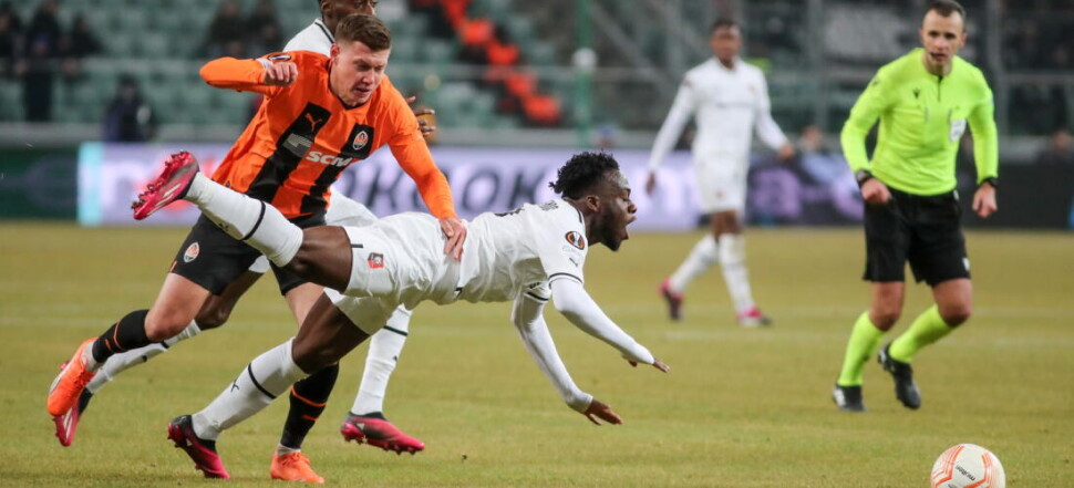 EUROPA LEAGUE  LIGA EUROPY  SZACHTAR DONIECK - STADE RENNAIS FC ARNAUD KALIMUENDO