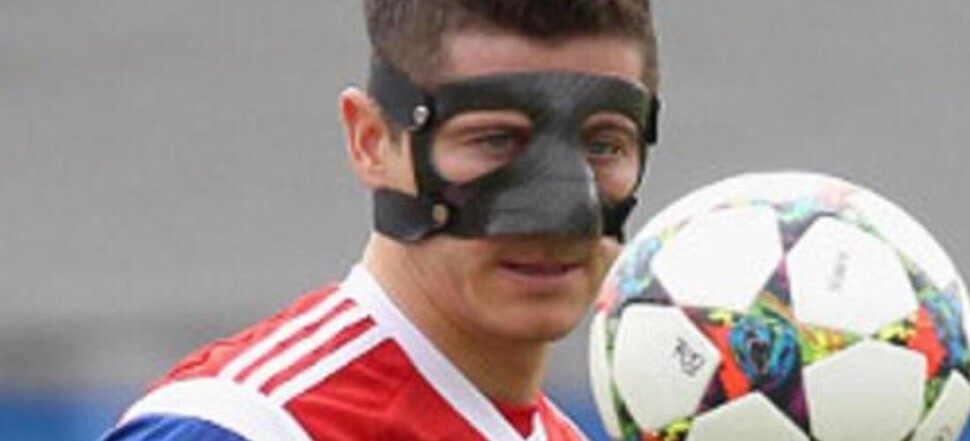 Robert Lewandowski maska