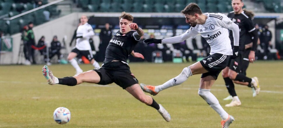 PKO EKSTRAKLASA  19. KOLEJKA  LEGIA WARSZAWA - CRACOVIA  WARSAW KAROL KNAP  FILIP MLADENOVIC