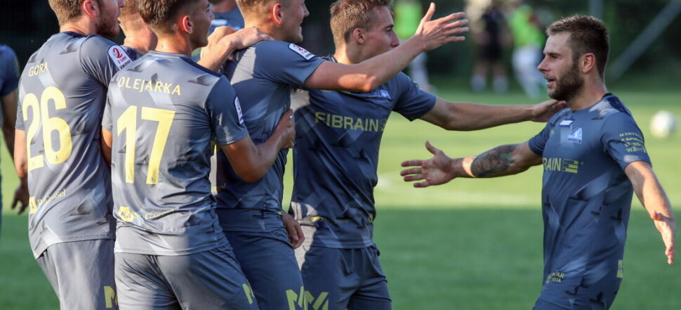 EWINNER II LIGA  POGON GRODZISK MAZOWIECKI - STAL RZECZOW LUKASZ GORA  DAWID OLEJARKA  BARTOSZ SNOPCZYNSKI  RADOSC  PATRYK MALECKI